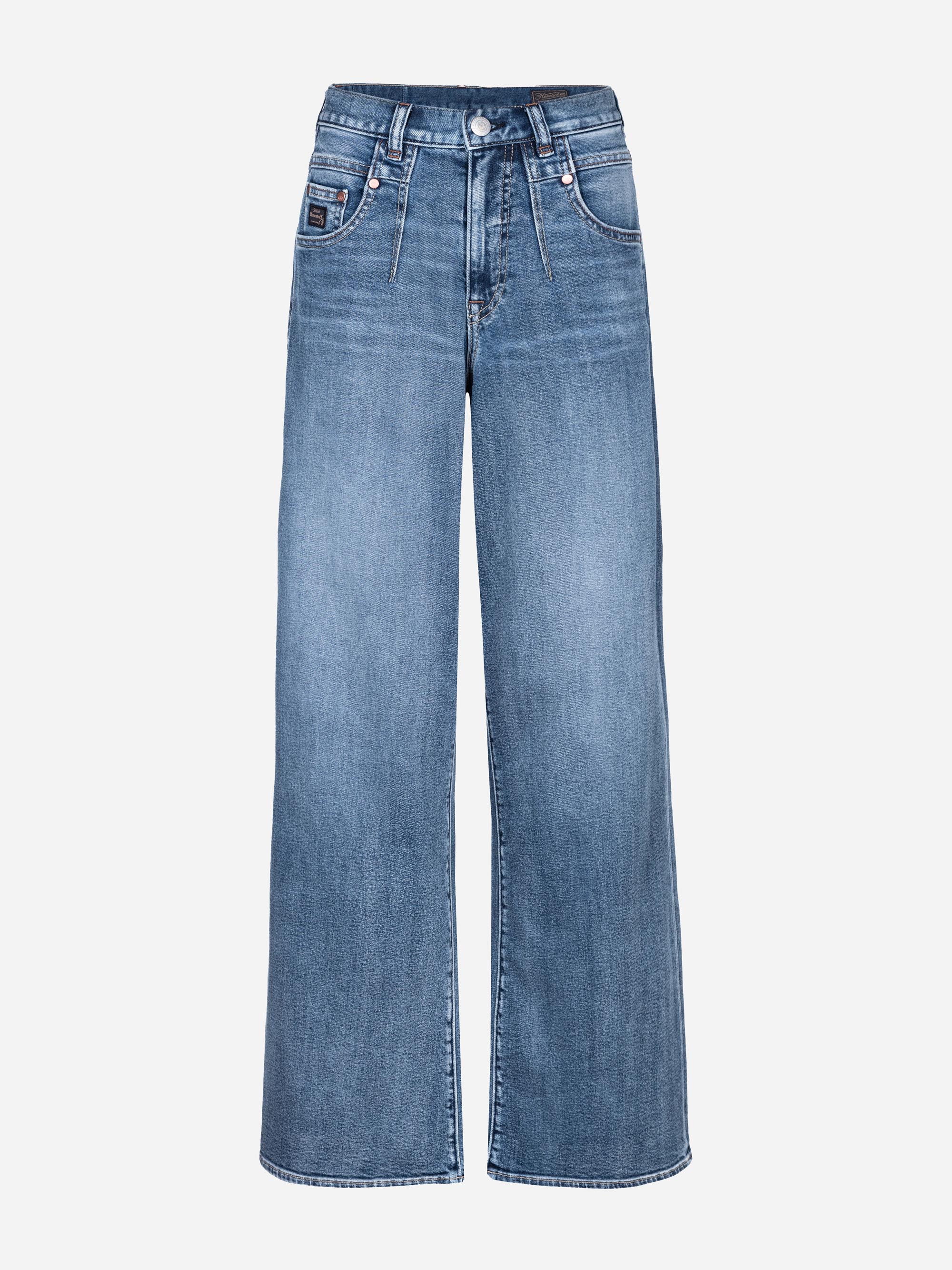 Blaue Denim-Jeans mit weitem Bein, hoher Taille, Knopf- und Reißverschluss vorne, klassischem Five-Pocket-Design und leicht verblichener Waschung. Die Jeans wird vor einem schlichten weißen Hintergrund präsentiert.