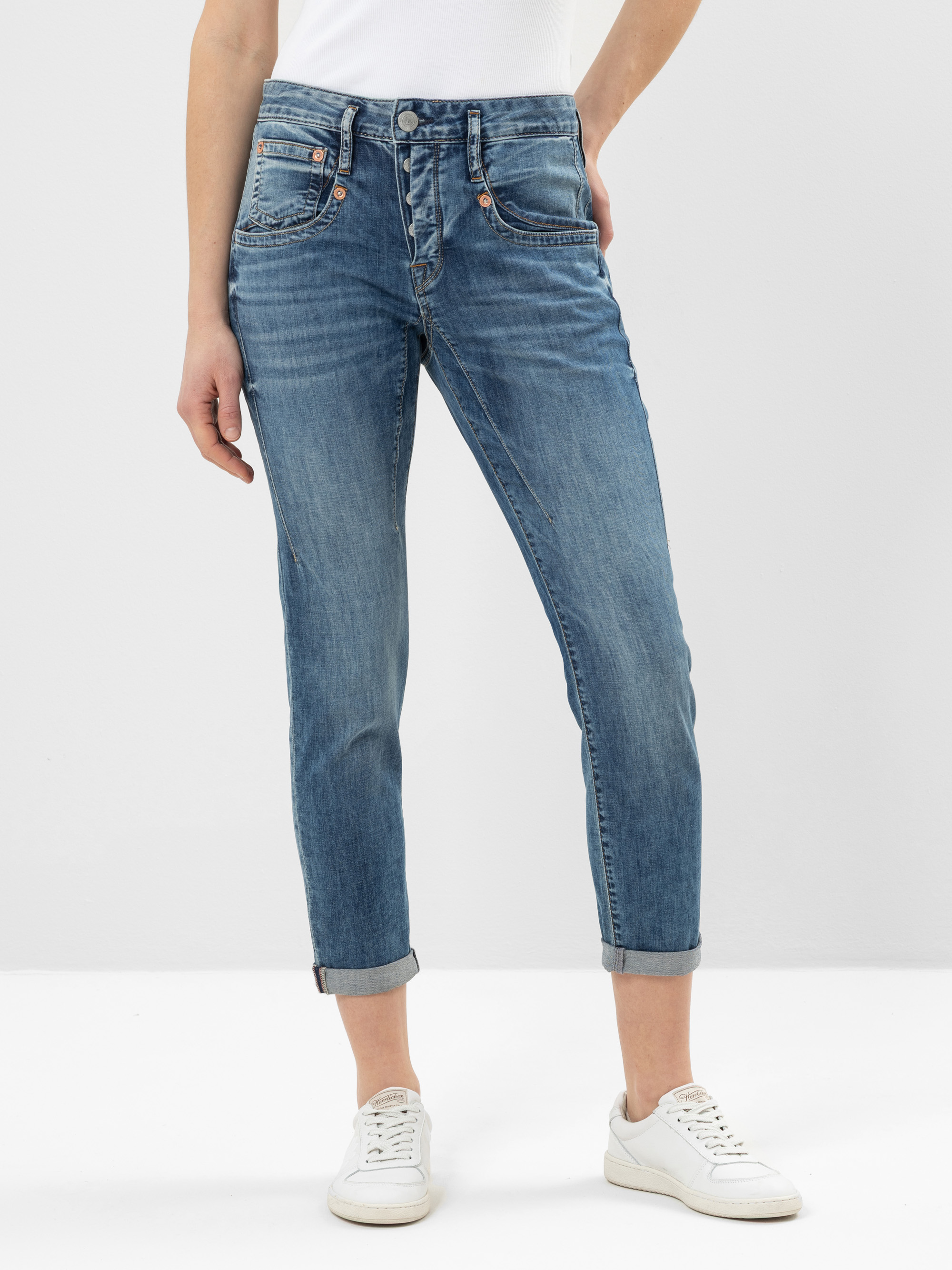 Modell Shyra Cropped