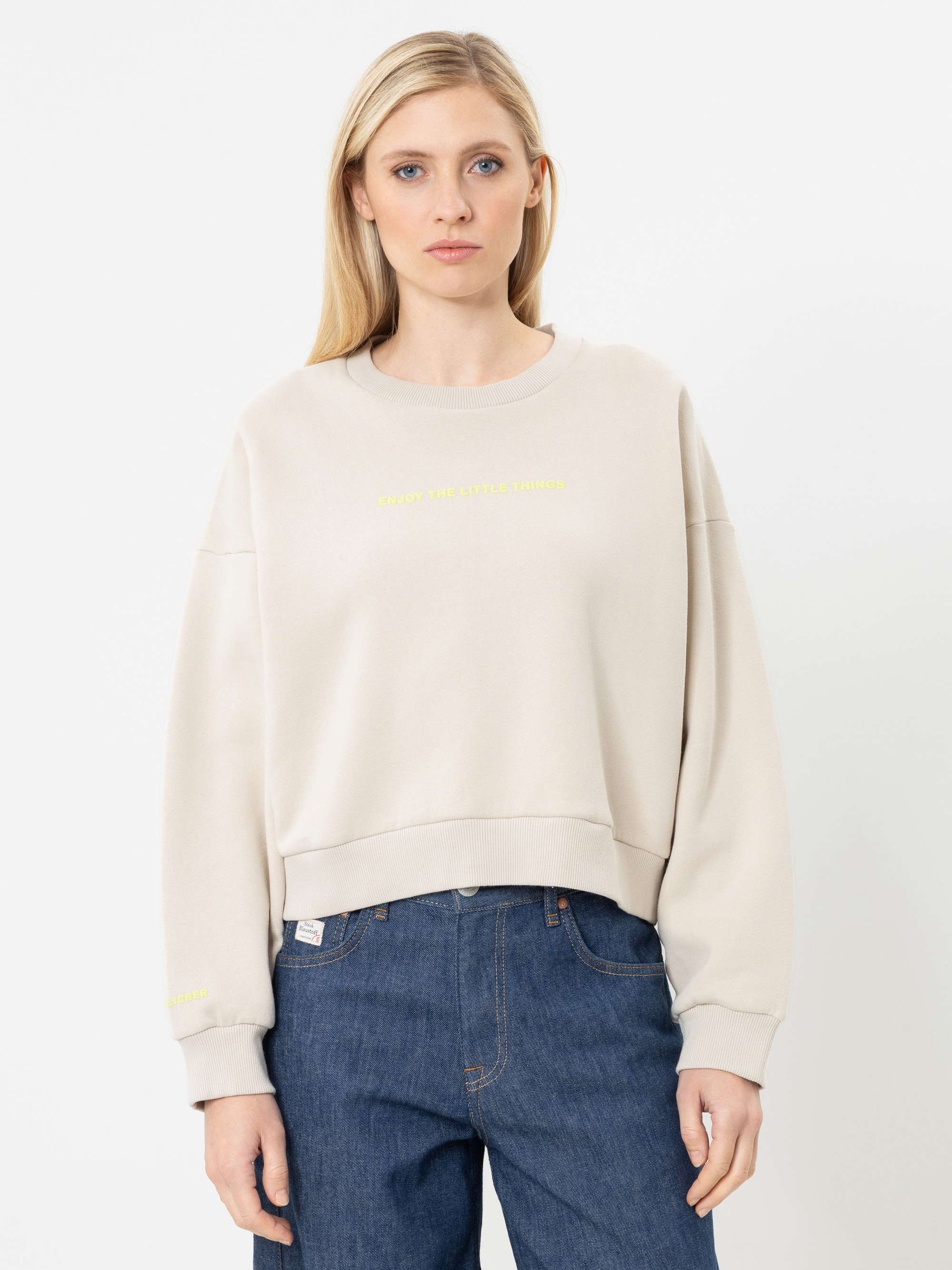 Modell Christy Cropped