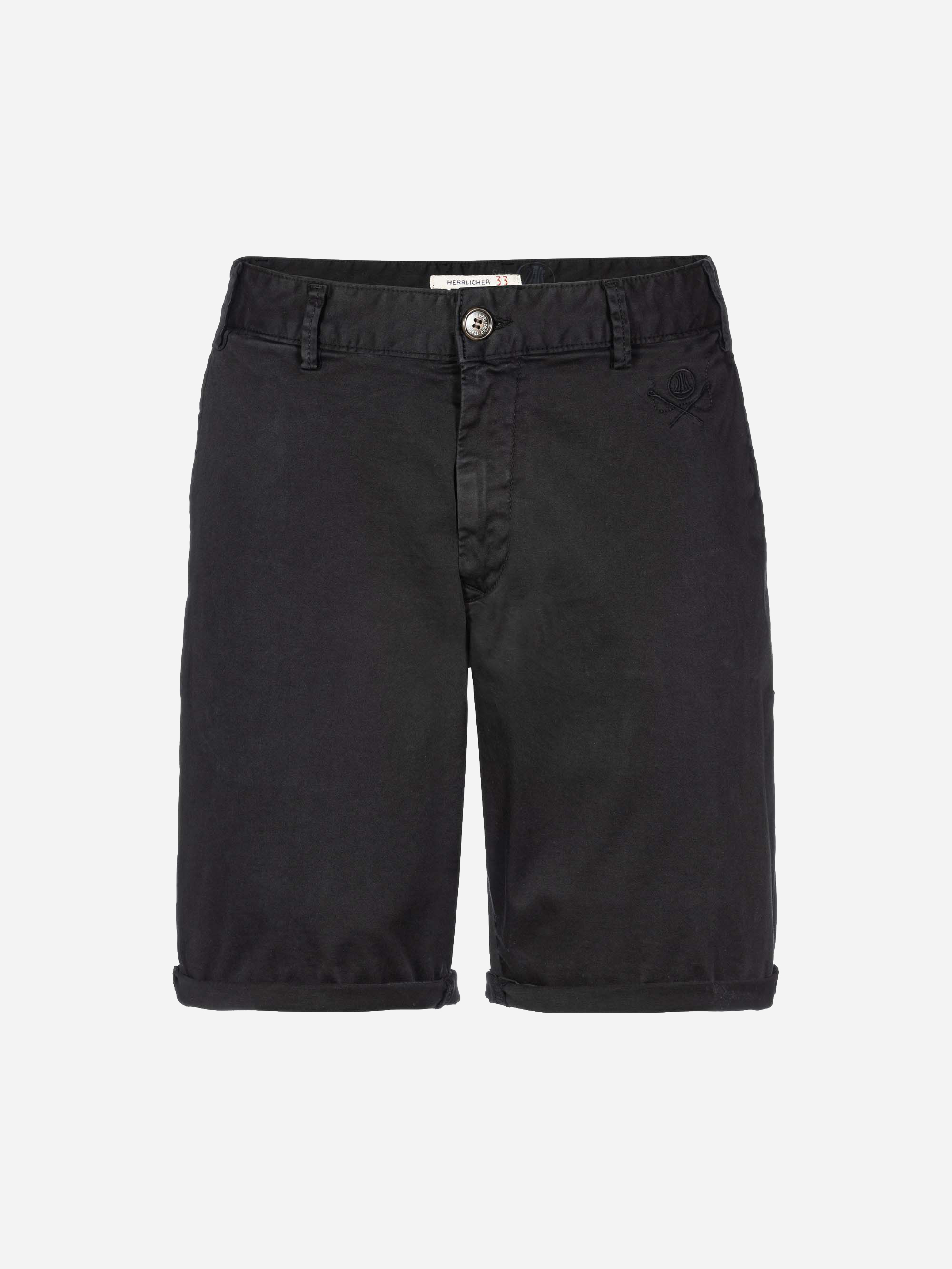 Schwarze, knielange Shorts mit aufgerolltem Saum, Knopf- und Reißverschluss vorne, Seitentaschen und dezenter Stickerei auf der linken Seite.