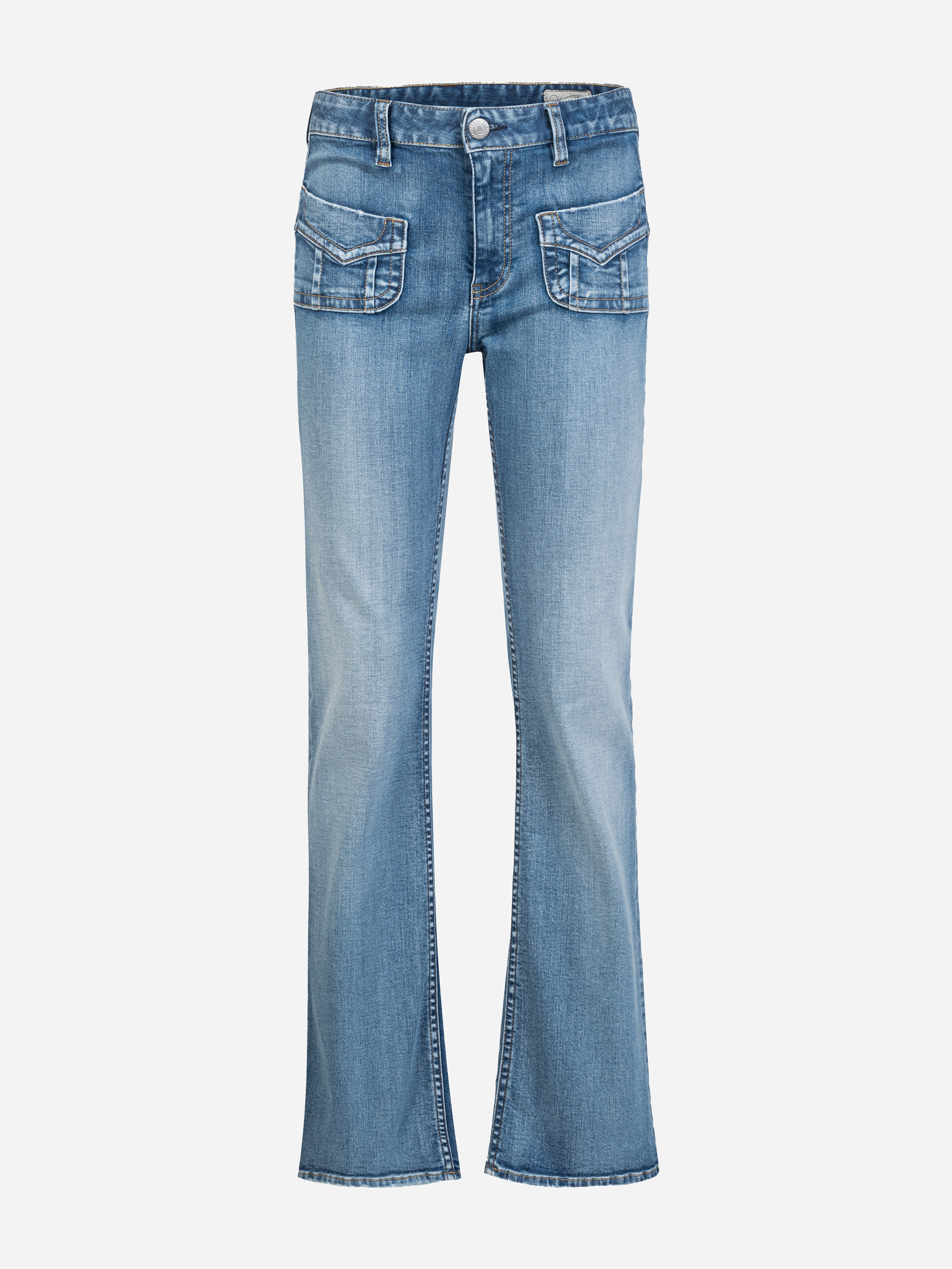 Hellblaue Denim-Jeans mit leicht ausgestelltem Bein, Knopf- und Reißverschluss an der Vorderseite und zwei großen Klappentaschen mit Kontrastnähten.