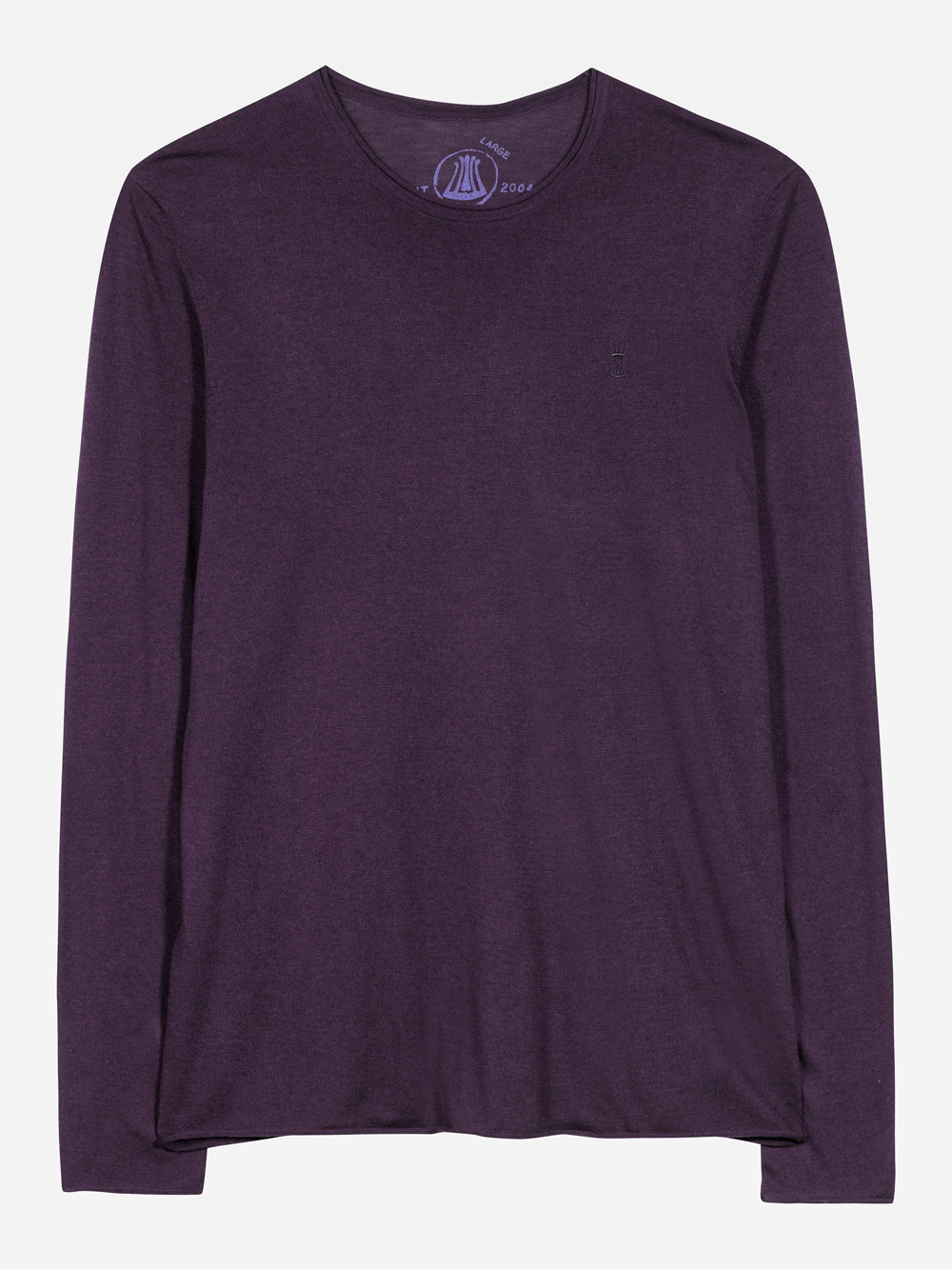 Ein einfaches, langärmeliges T-Shirt mit Rundhalsausschnitt in dunklem Lila liegt flach auf einem weißen Hintergrund.