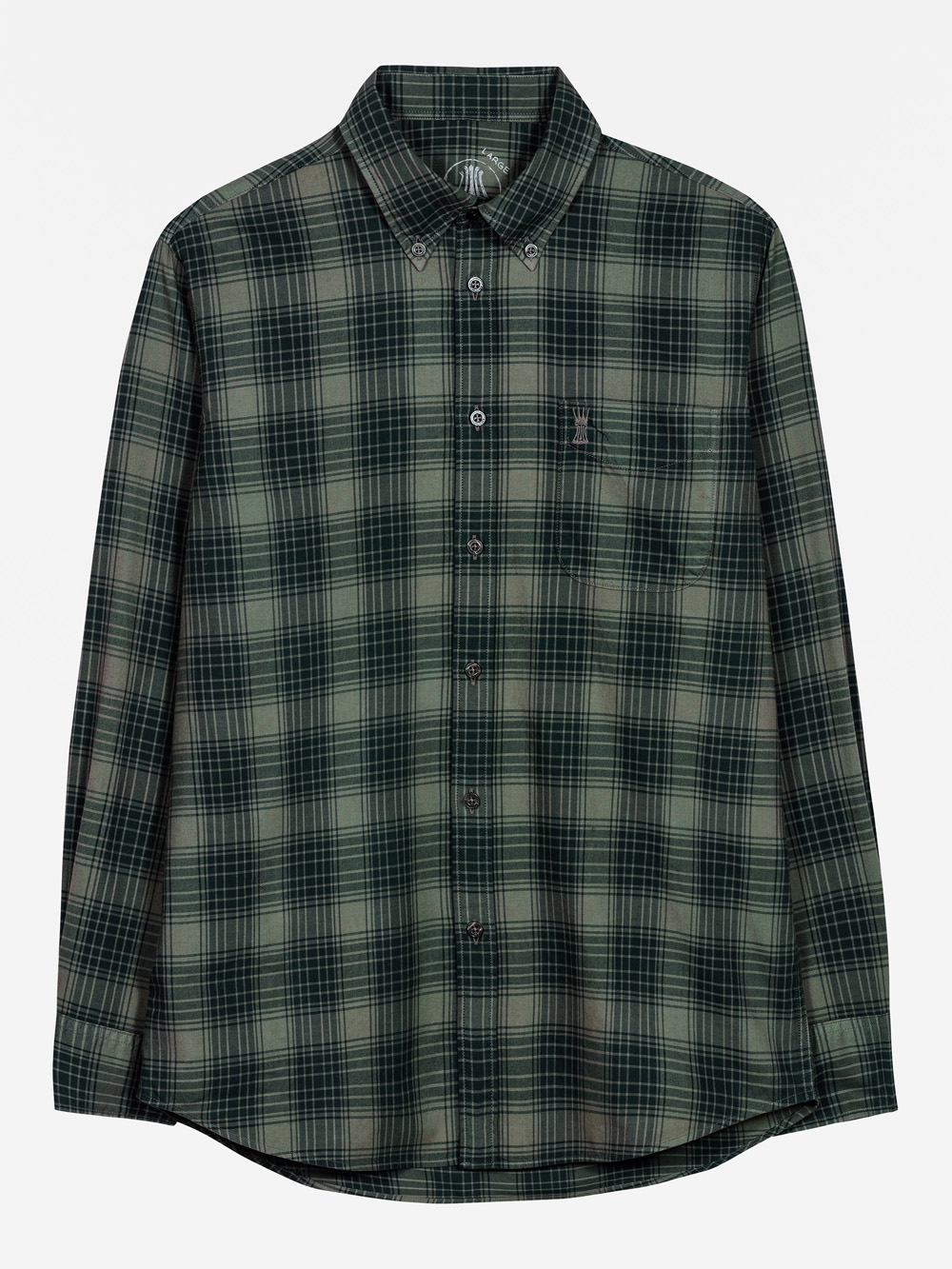 Langärmeliges Hemd mit Knopfleiste und grün-schwarzem Karomuster, mit Kragen und kleinem gesticktem Logo auf der linken Brust. Das Hemd liegt flach auf einem weißen Hintergrund.