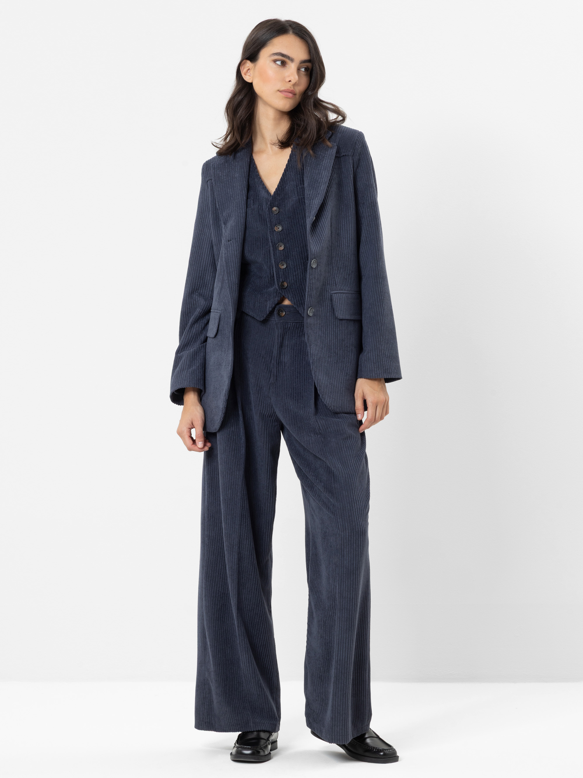 Modell Sayuri Western