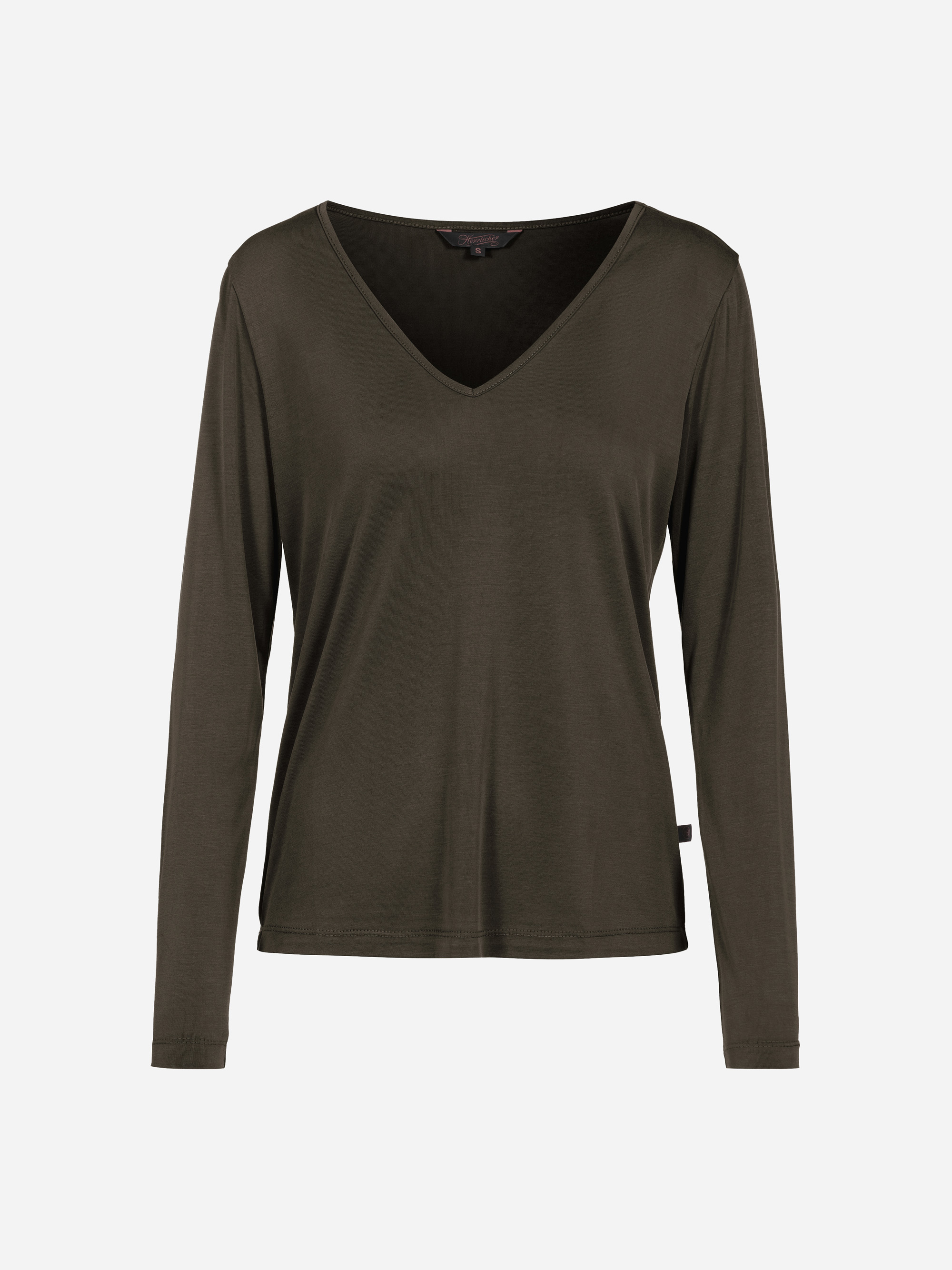 Ein einfarbiges, langärmeliges, dunkelolivgrünes Hemd mit V-Ausschnitt auf weißem Hintergrund.