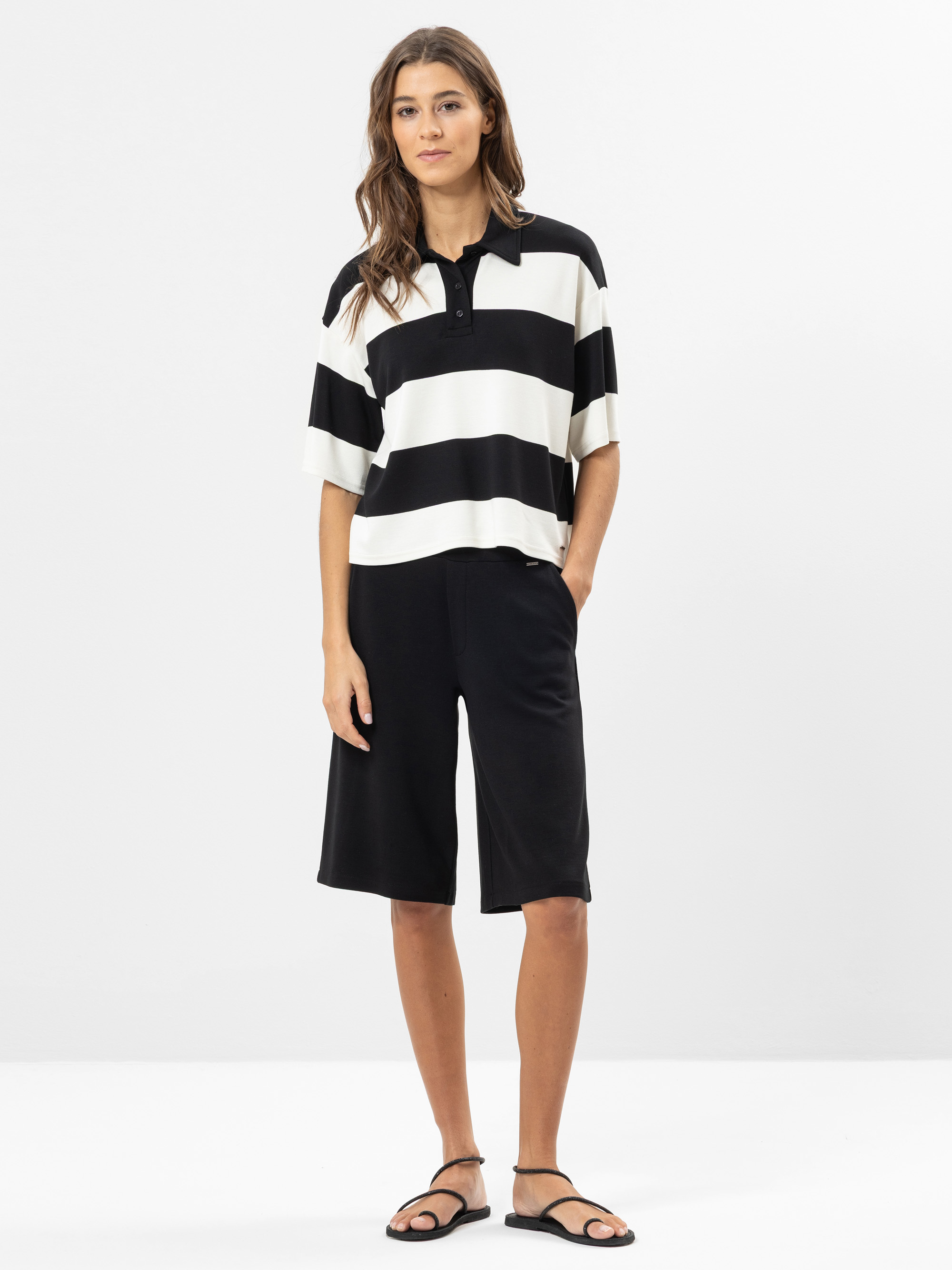 Modell Garnet Shorts