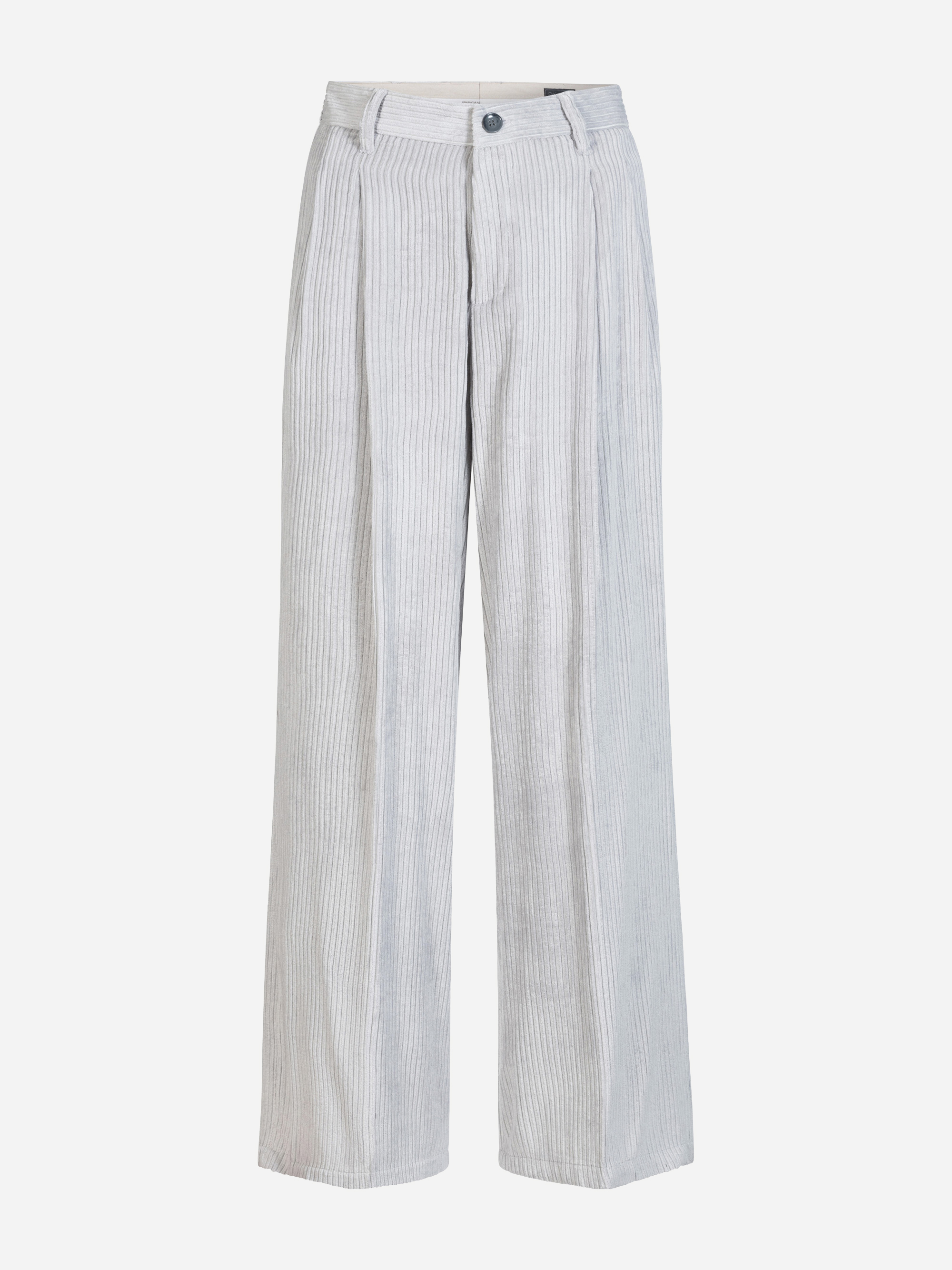 Hellgraue Hose mit hoher Taille und weitem Bein, mit dezenten vertikalen Nadelstreifen und Falten an der Taille, präsentiert vor einem schlichten weißen Hintergrund.
