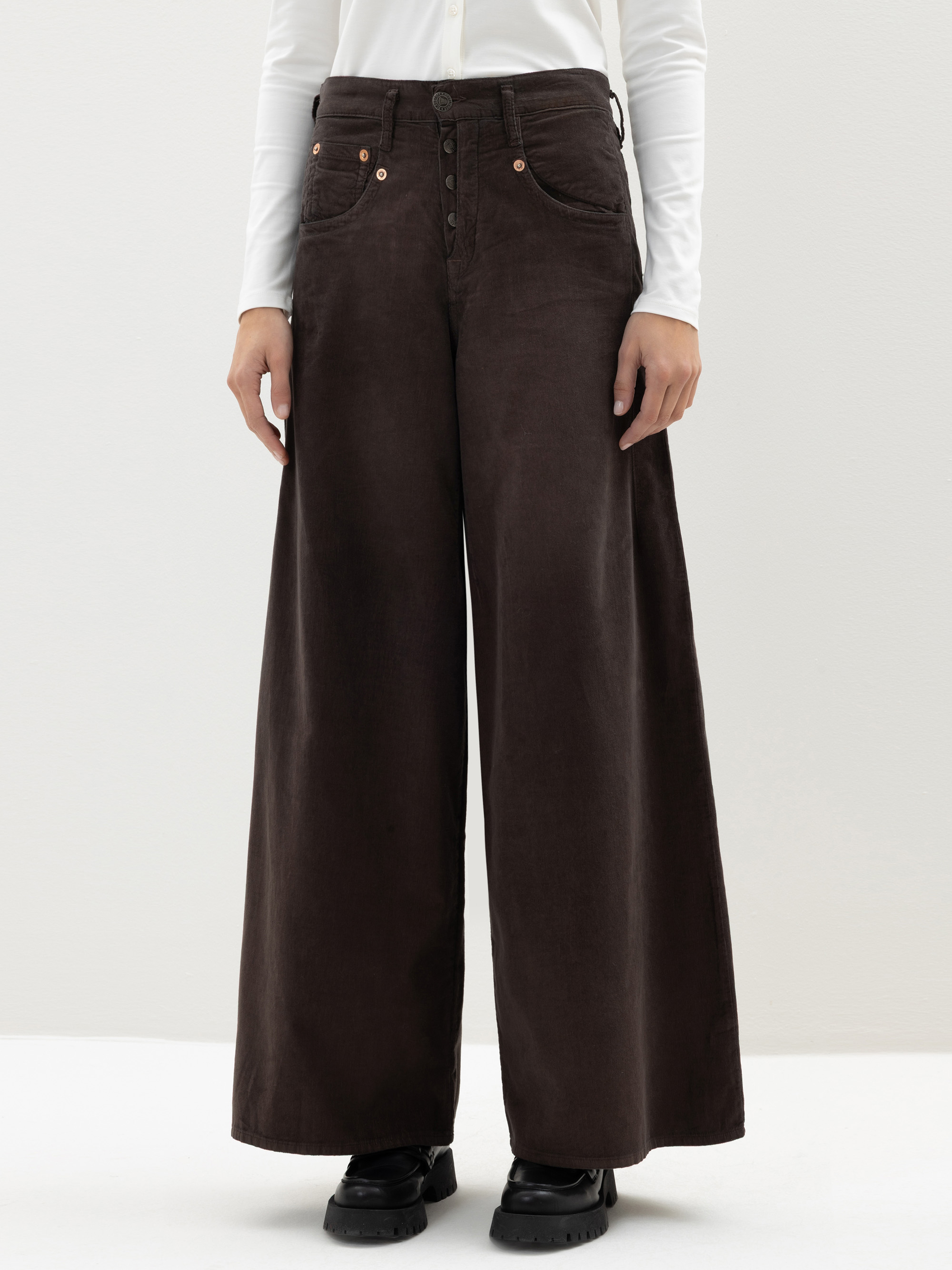 Modell Shyra Palazzo