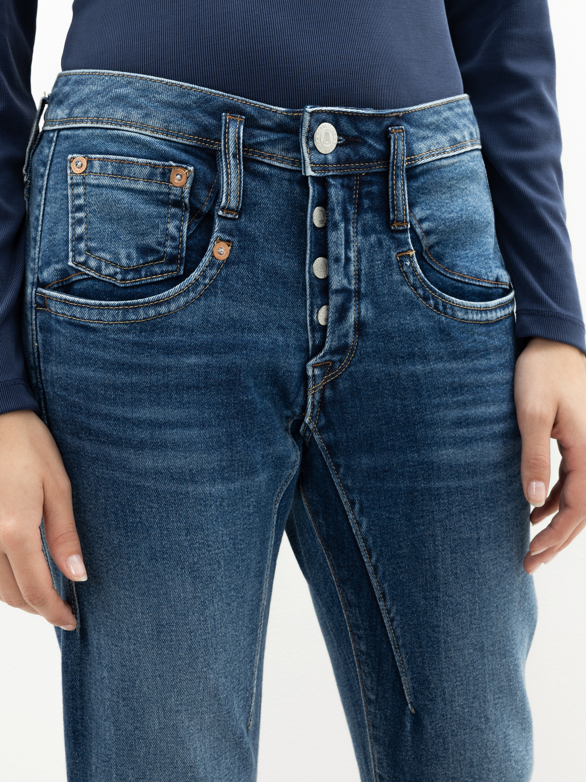 Modell Shyra Cropped