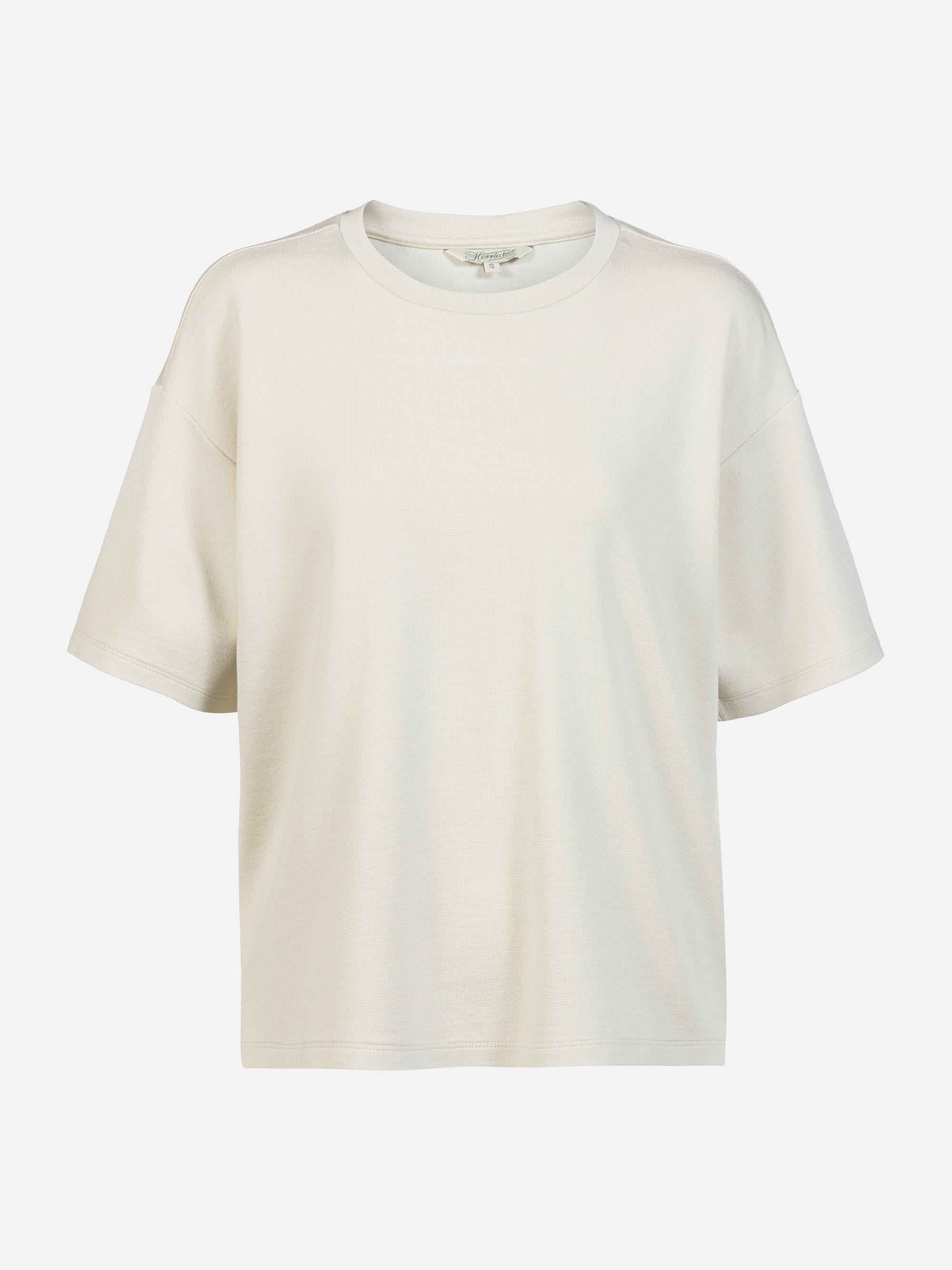 Ein schlichtes, kurzärmeliges, elfenbeinfarbenes T-Shirt mit rundem Halsausschnitt auf weißem Grund.