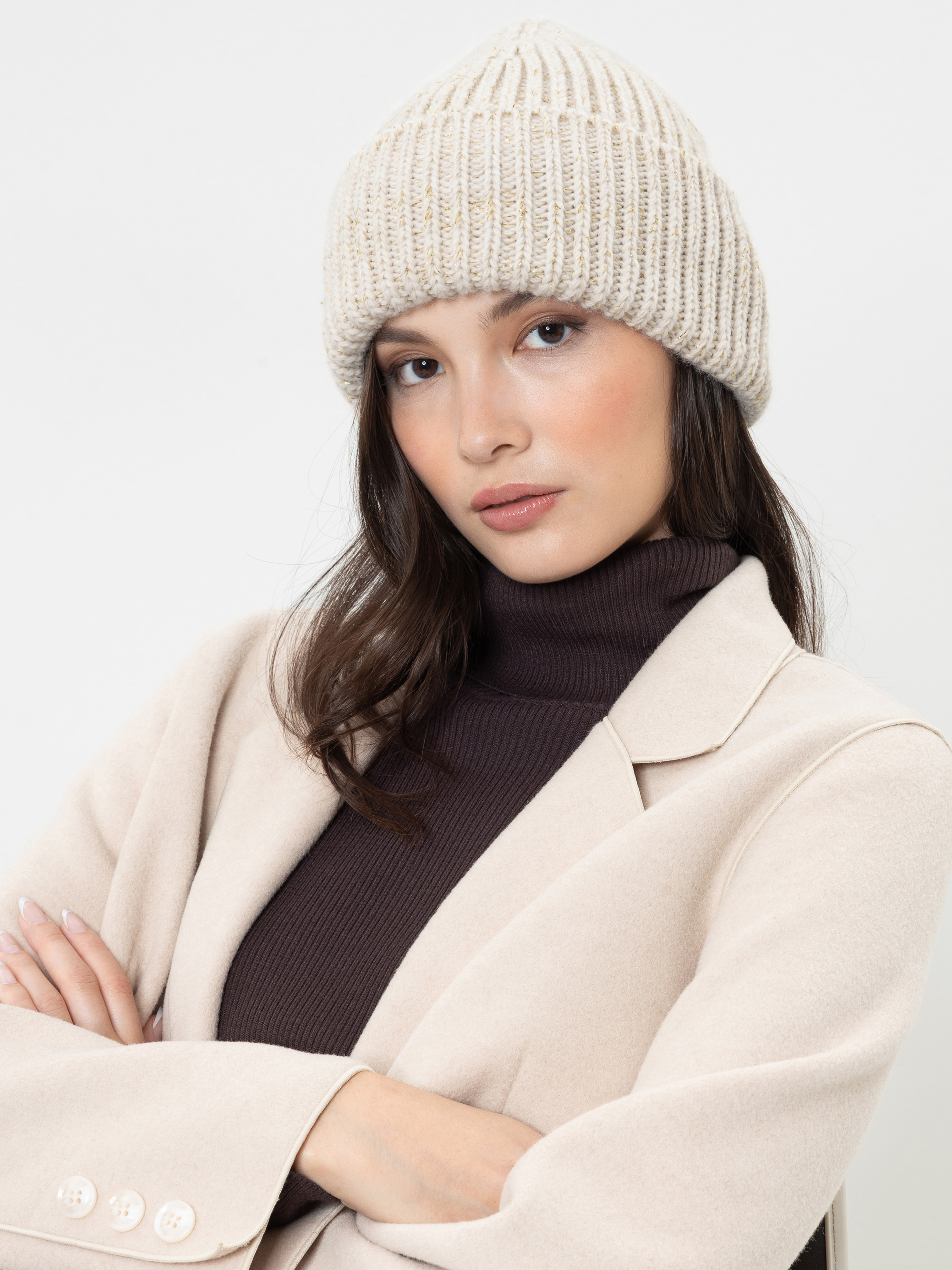 Model Sandya