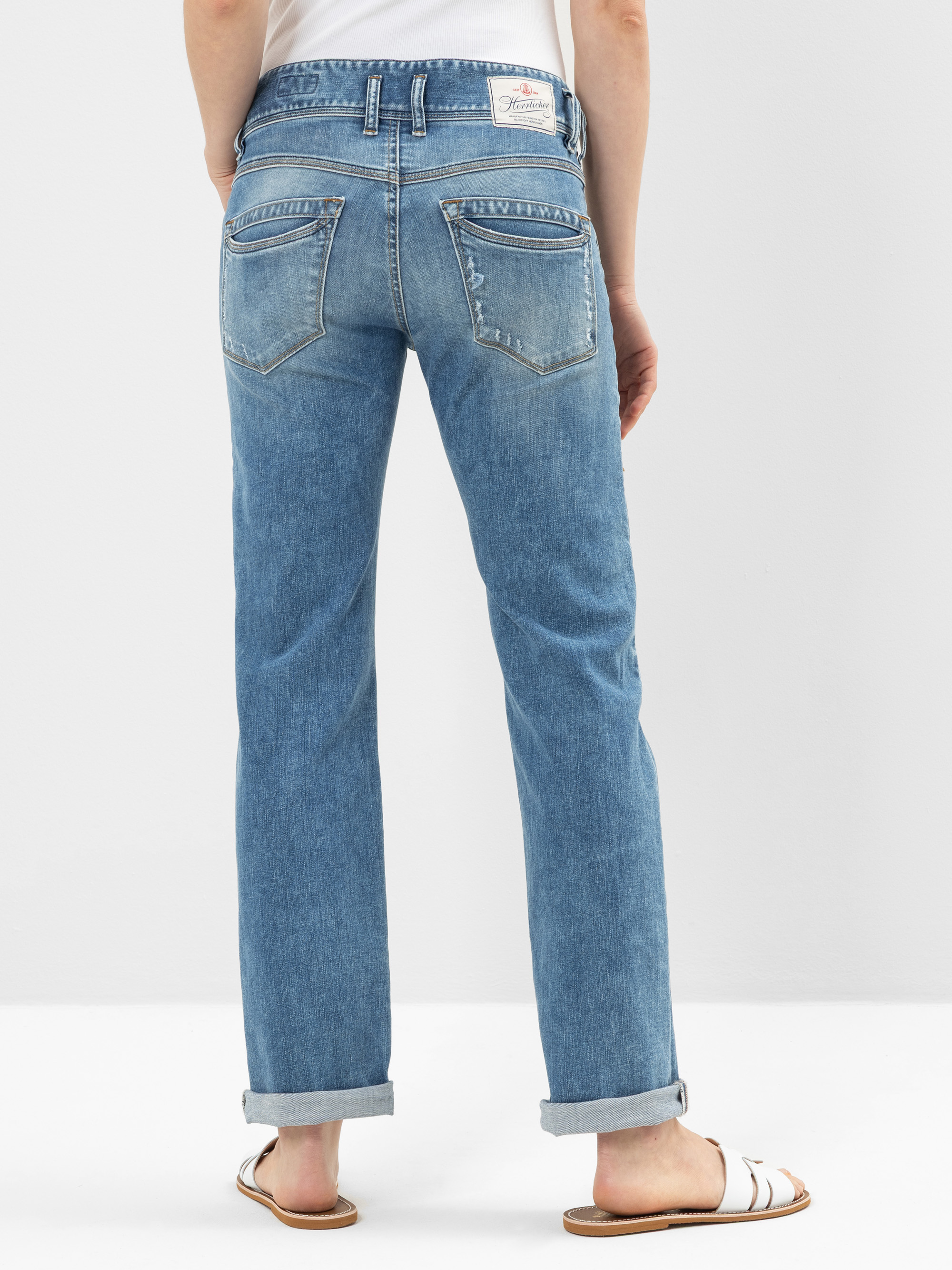 Modell Raya New Straight