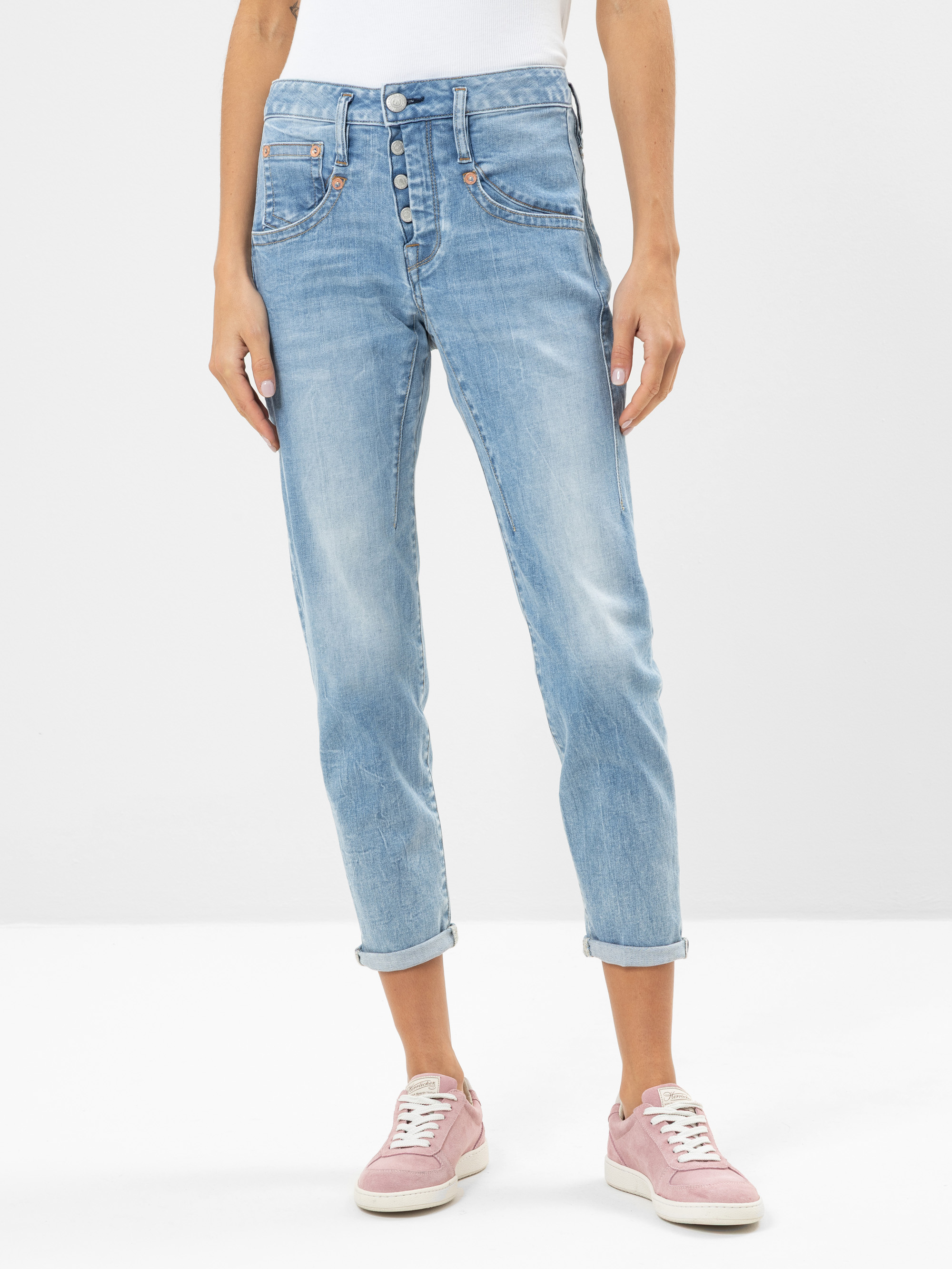 Modell Shyra Cropped