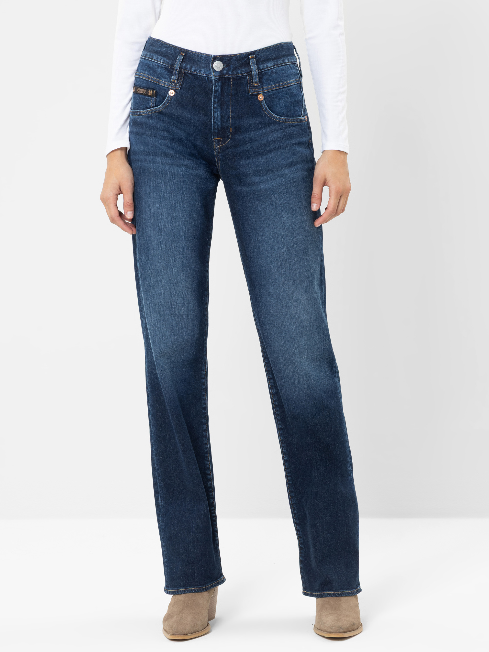 Modell Breezy Straight