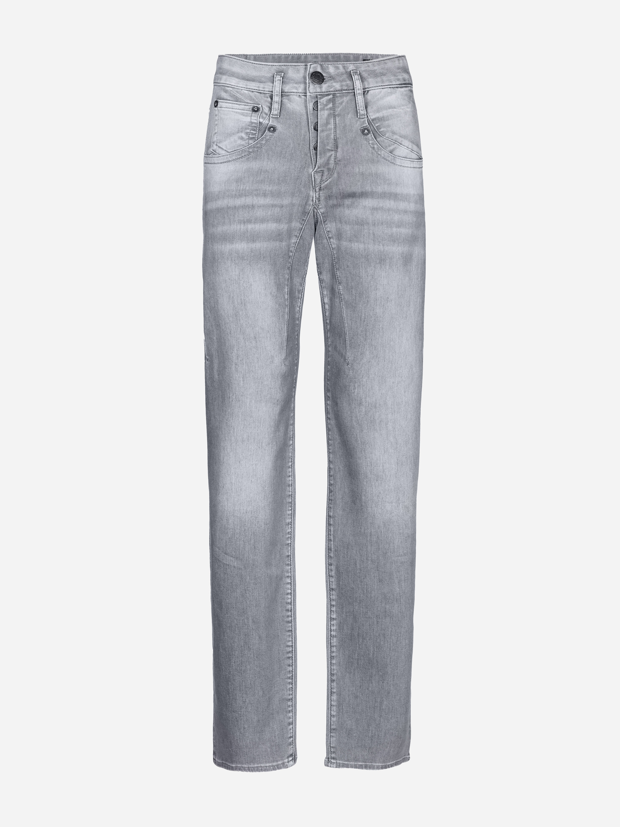 Hellgraue Jeans mit geradem Bein, Knopf- und Reißverschluss, Vorder- und Gesäßtaschen und dezentem Fading an den Oberschenkeln auf weißem Grund.