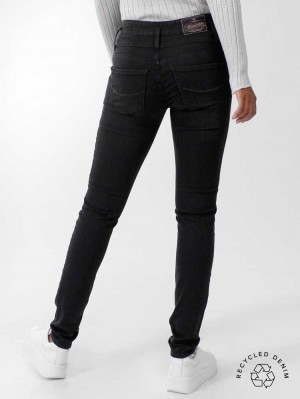 Herrlicher Sharp Slim Black Jeans aus Reused Denim