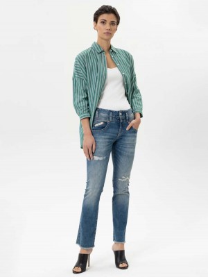 Herrlicher Pearl Bootcut Jeans mit Cashmere Touch und Bio-Baumwolle