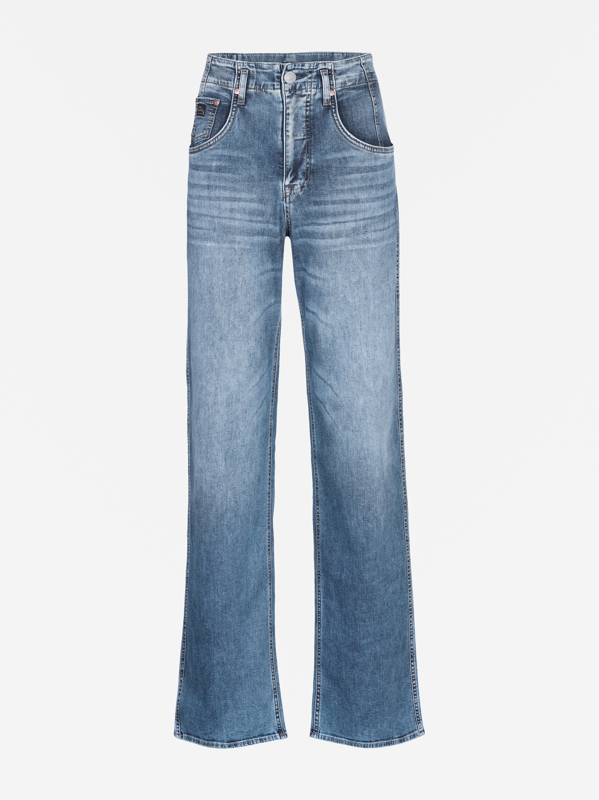 Ein Paar hellblaue Jeans mit hoher Taille, dezentem Ausbleicheffekt und weitem Bein auf weißem Grund.