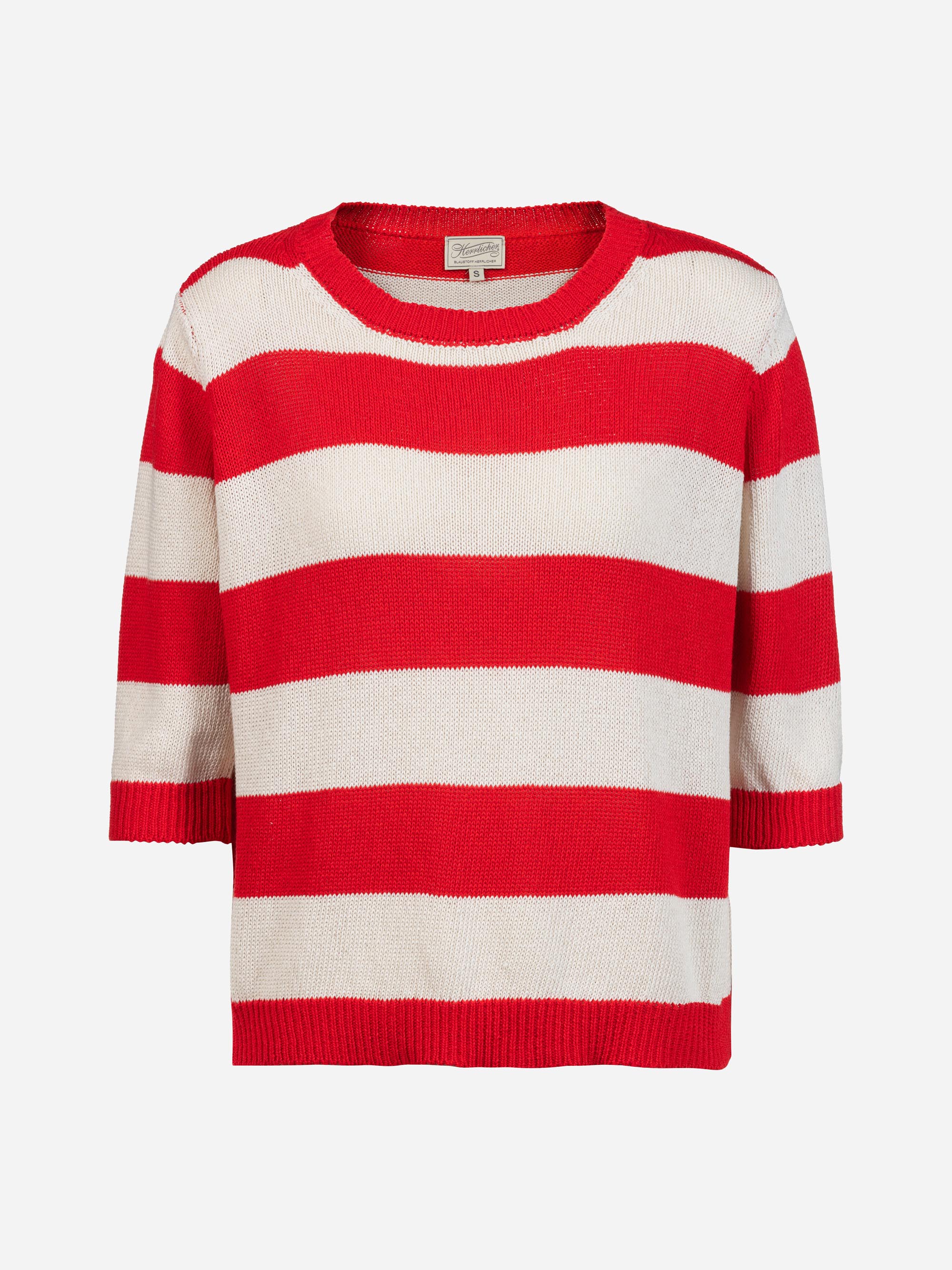 Ein kurzärmeliger Strickpullover mit auffälligen roten und weißen Querstreifen. Der Pullover hat einen Rundhalsausschnitt und gerippte Kanten an Kragen, Ärmeln und Saum.
