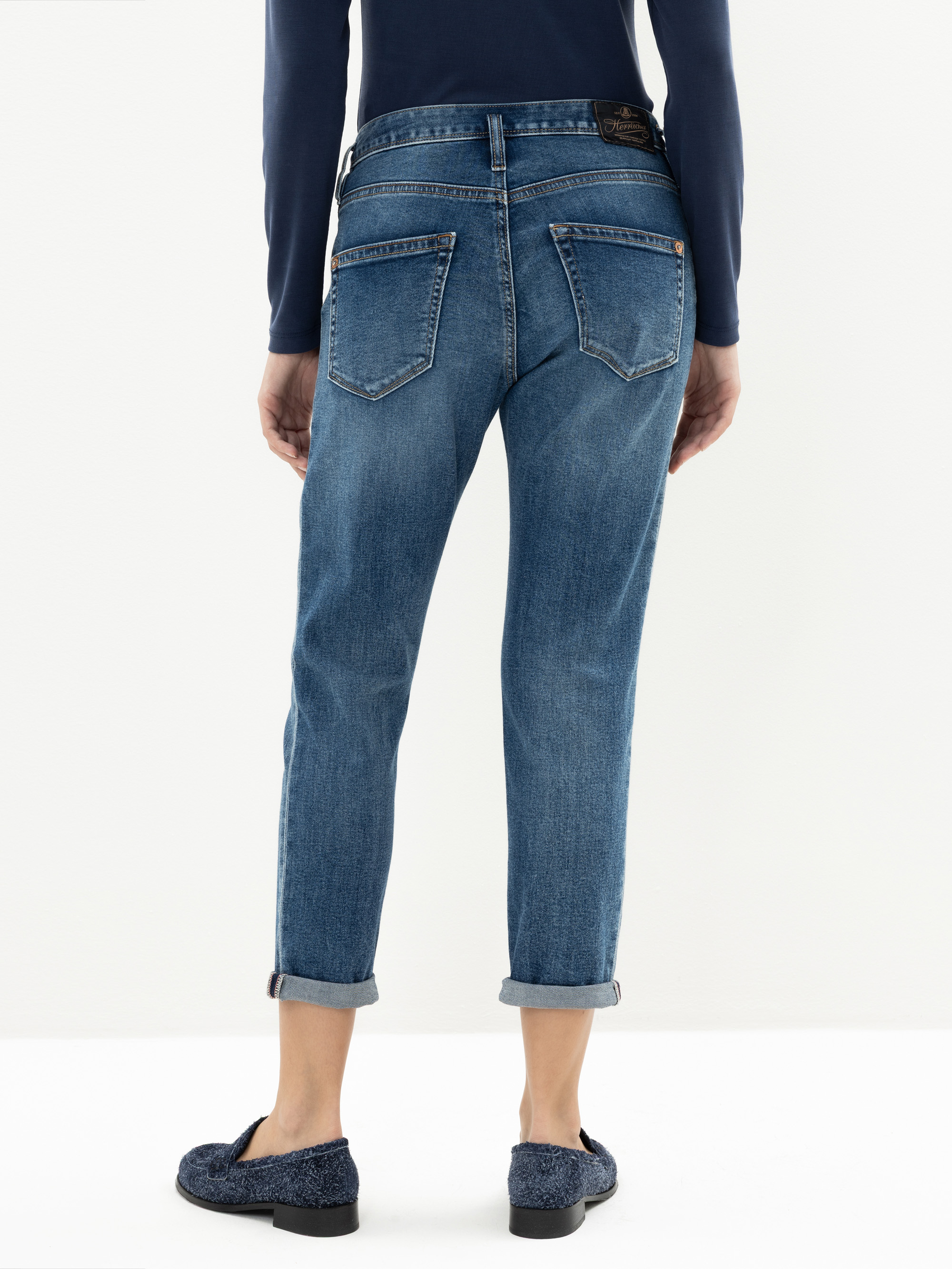 Modell Shyra Cropped