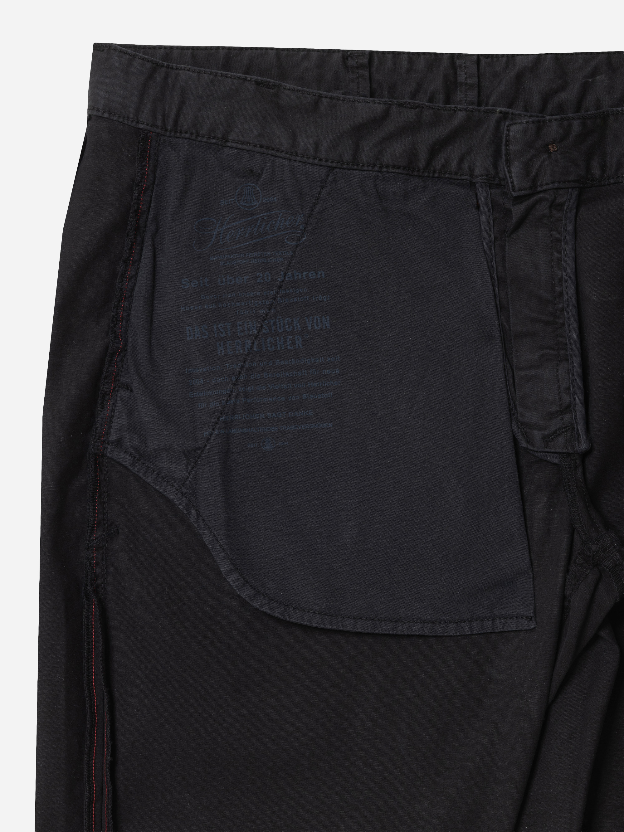 Model Iver Short