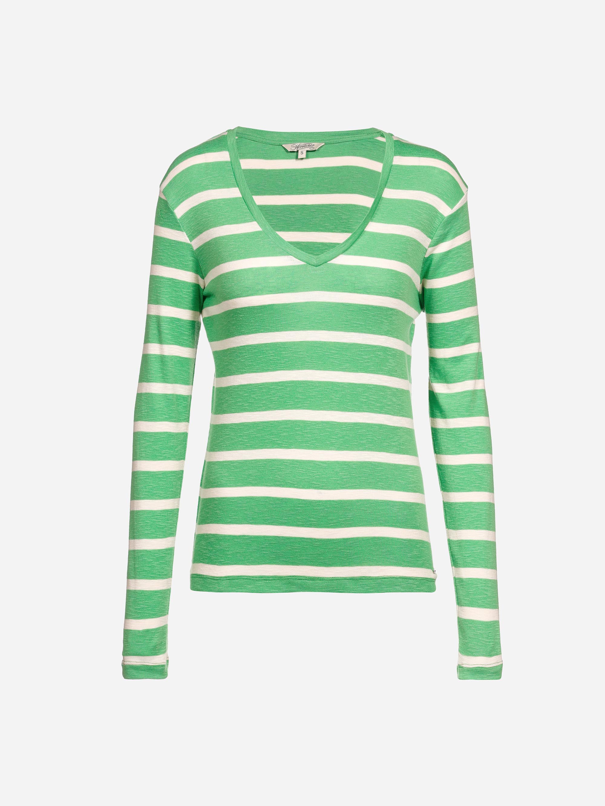 Ein grün-weißes, langärmeliges Hemd mit V-Ausschnitt und horizontalen Streifen auf weißem Hintergrund.