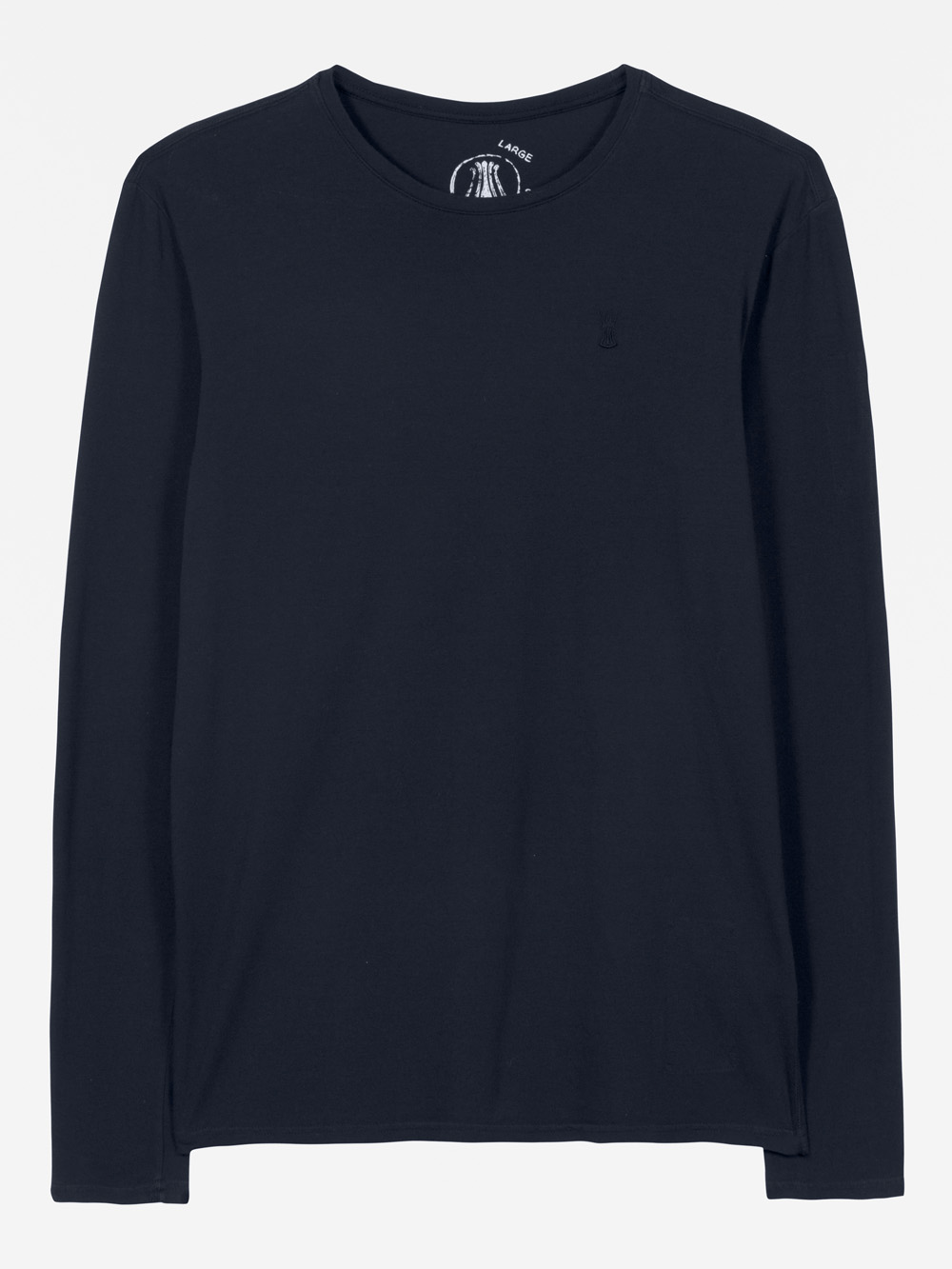 Ein schlichtes schwarzes Langarm-T-Shirt mit Rundhalsausschnitt, flach auf weißem Hintergrund.